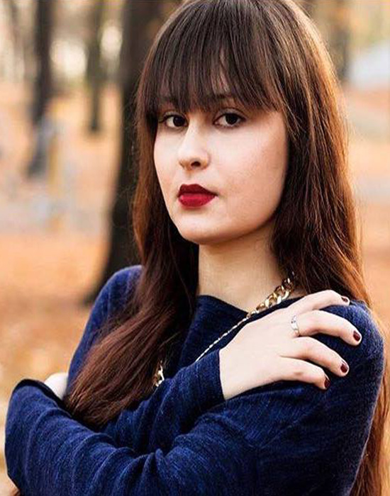 Najoua, 20 ans (Tours)